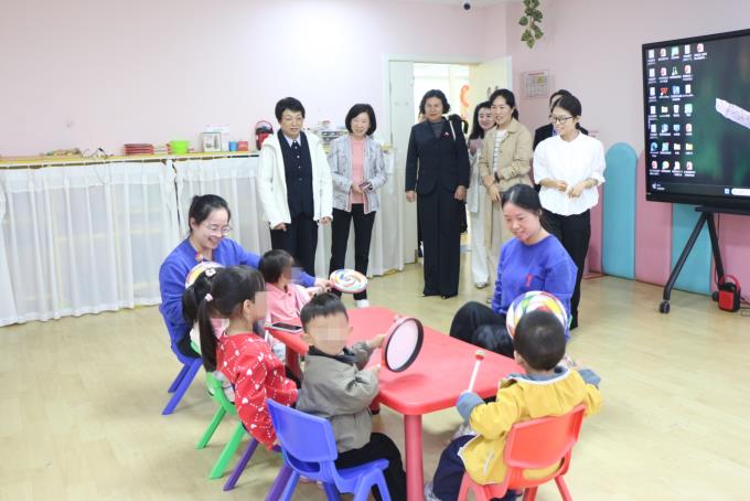 市政协社情民意调研组莅临我院调研婴幼儿照护服务工作